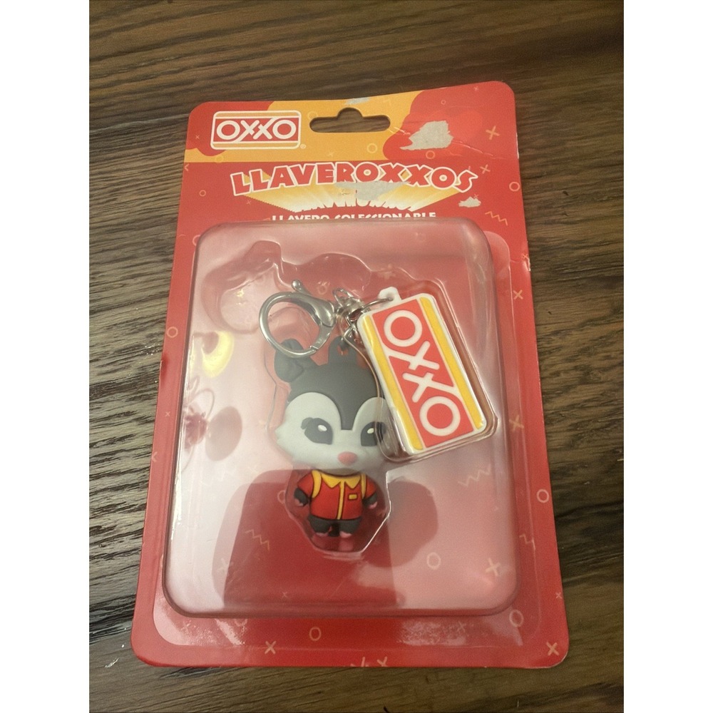 OXXO Mexico Llaveroxxos Tlacuache Opossum Keychain NEW